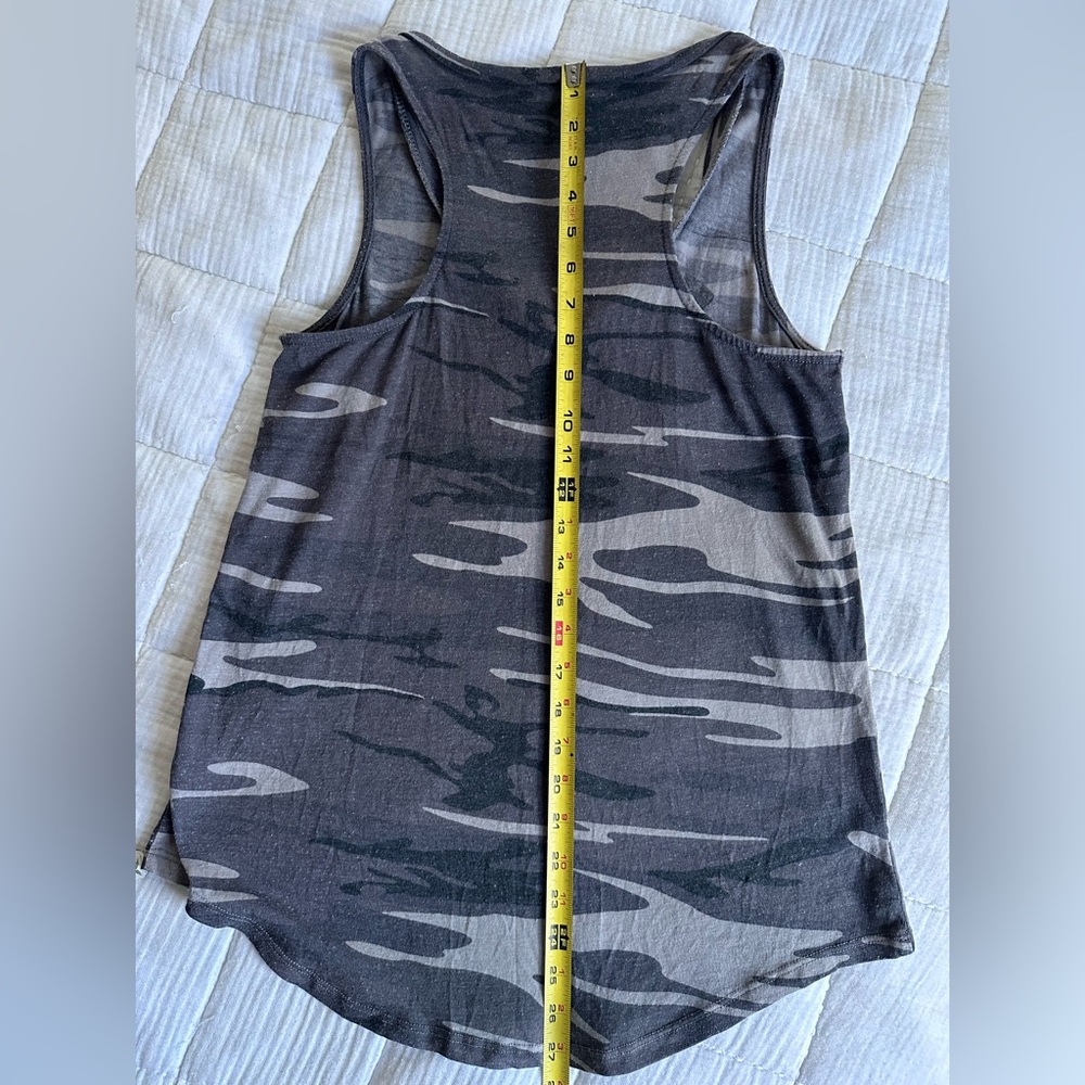 Z Supply Gray Camo Tank Top - Picture 7 of 8